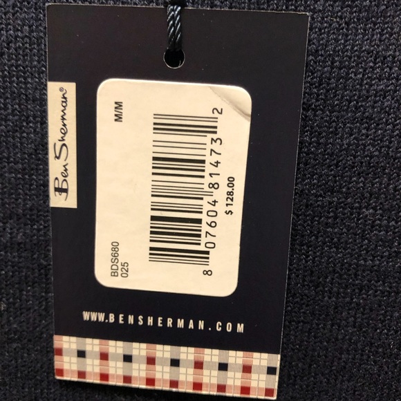 NWT Navy sweater - Picture 2 of 3